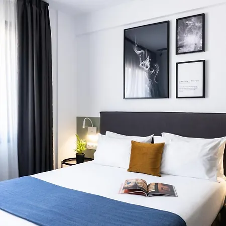 Hotel Play Theatrou Atene